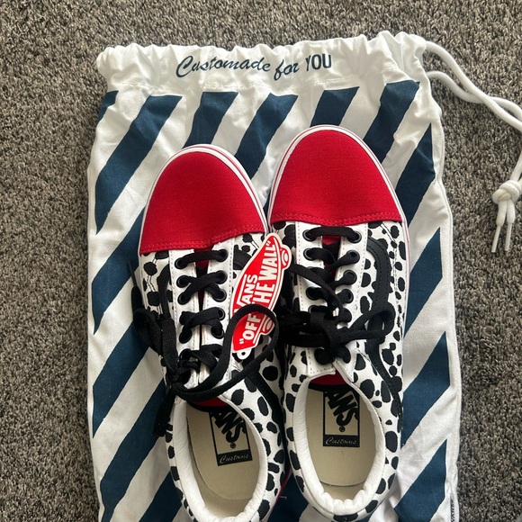 Vans Red and Black Spotted Sneakers - Picture 5 of 5